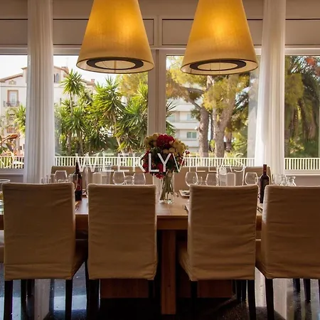 Villa Tupinetti Luxury In Sitges * Sitges